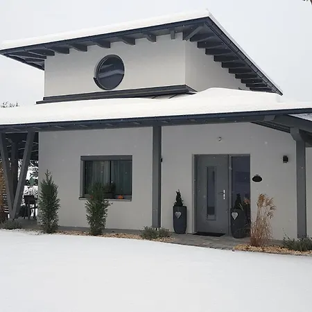 Piccola Nyaraló