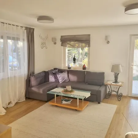 Piccola Holiday home Villach